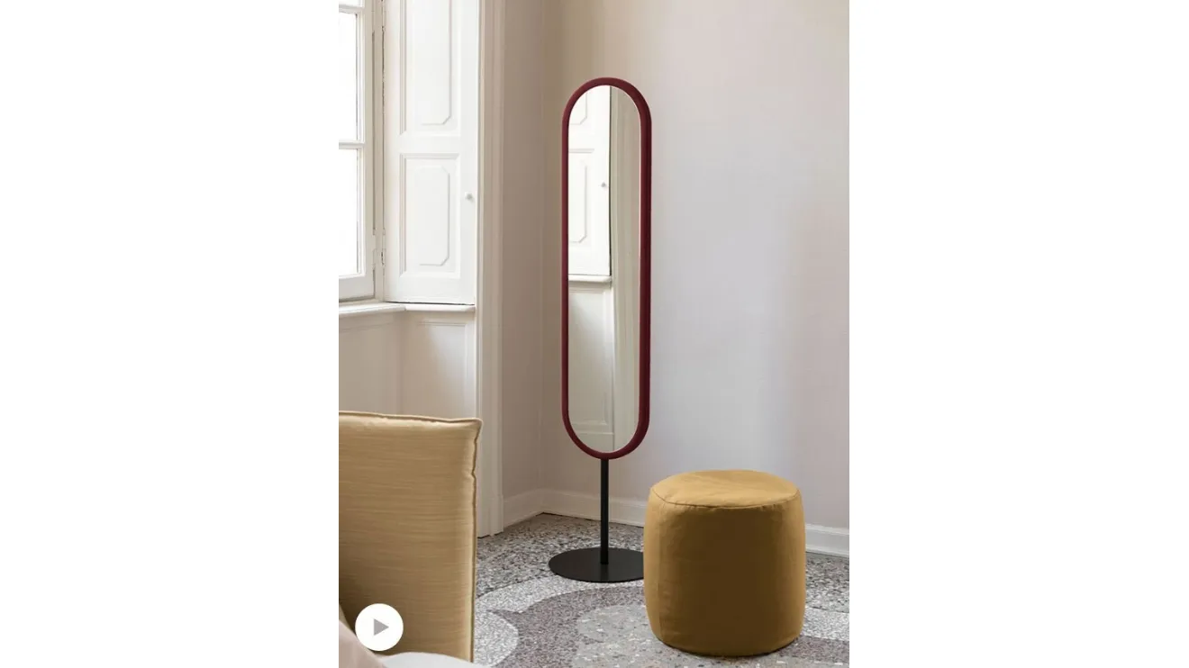Specchiera freestanding girevole con cornice in laccato Lap di Bolzan Letti