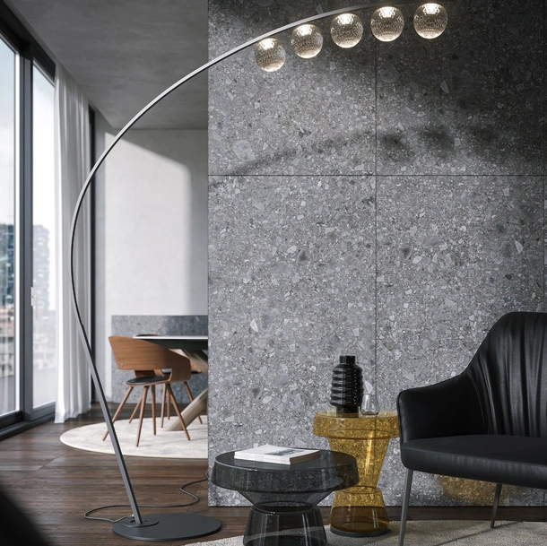 Lampada da terra Iperbolle in metallo e vetro di Tonin Casa