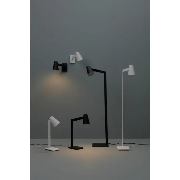 Lampada da terra, da tavolo e da parete Kobi in metallo verniciato Bianco o Nero di Stones