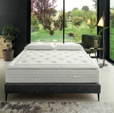 Materasso a molle e memory Närdik di Ennerev