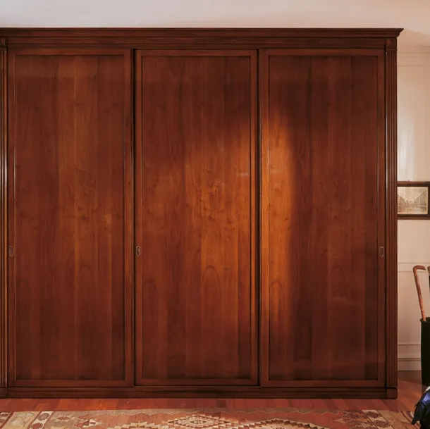 Armadio con ante scorrevoli in legno finitura Noce Cellini di Betamobili