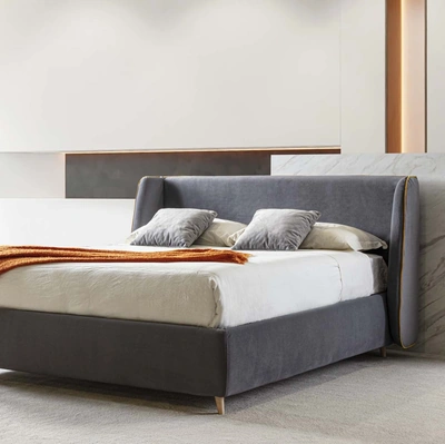 Letto imbottito Curtis di Crippa Salotti
