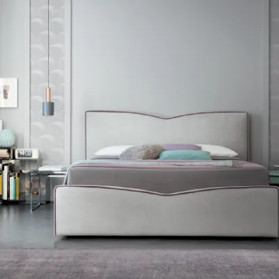 Letto in tessuto con bordo in contrasto con testiera dal design raffinato Megan di Felis