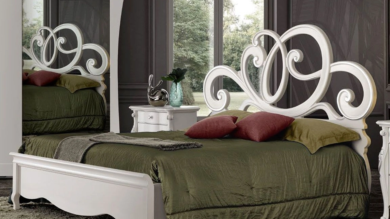 Letto Rose FMG2142 con testiera traforata di Betamobili