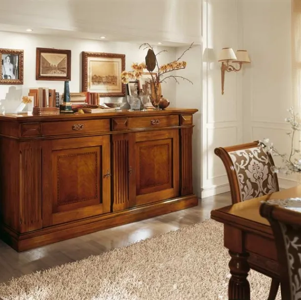 Madia classica a due ante in legno con filetto intarsiato di Betamobili