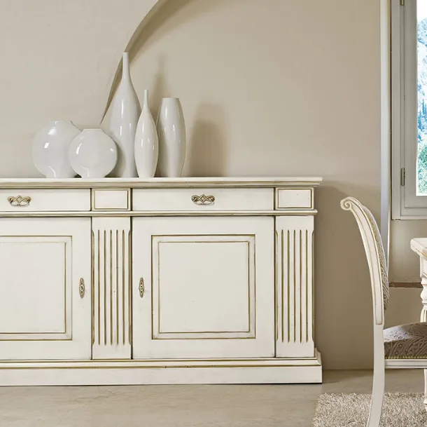 Madia classica a due ante Cellini in legno laccato bianco di Betamobili