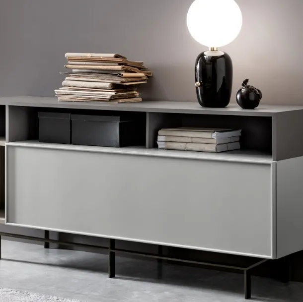 Madia con vani a giorno di diverse dimensioni in laccato opaco L1650 H780 di SantaLucia