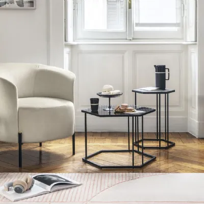 Poltroncina in tessuto con piedini in metallo Rendez-Vous di Calligaris
