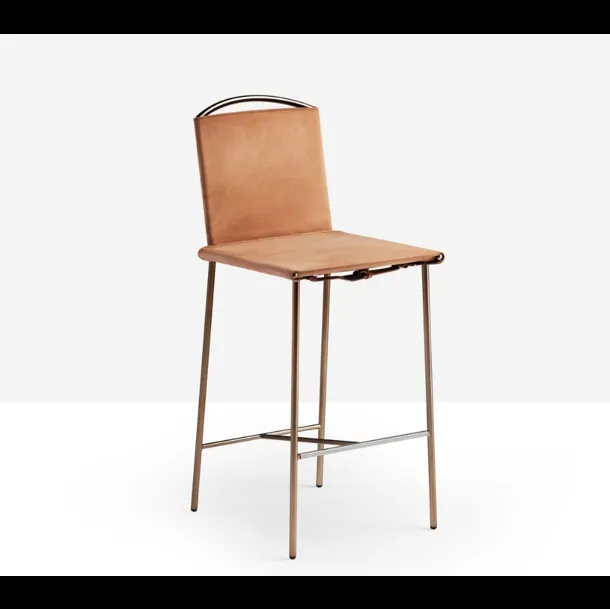 Sgabello Rem in cuoio di Midj